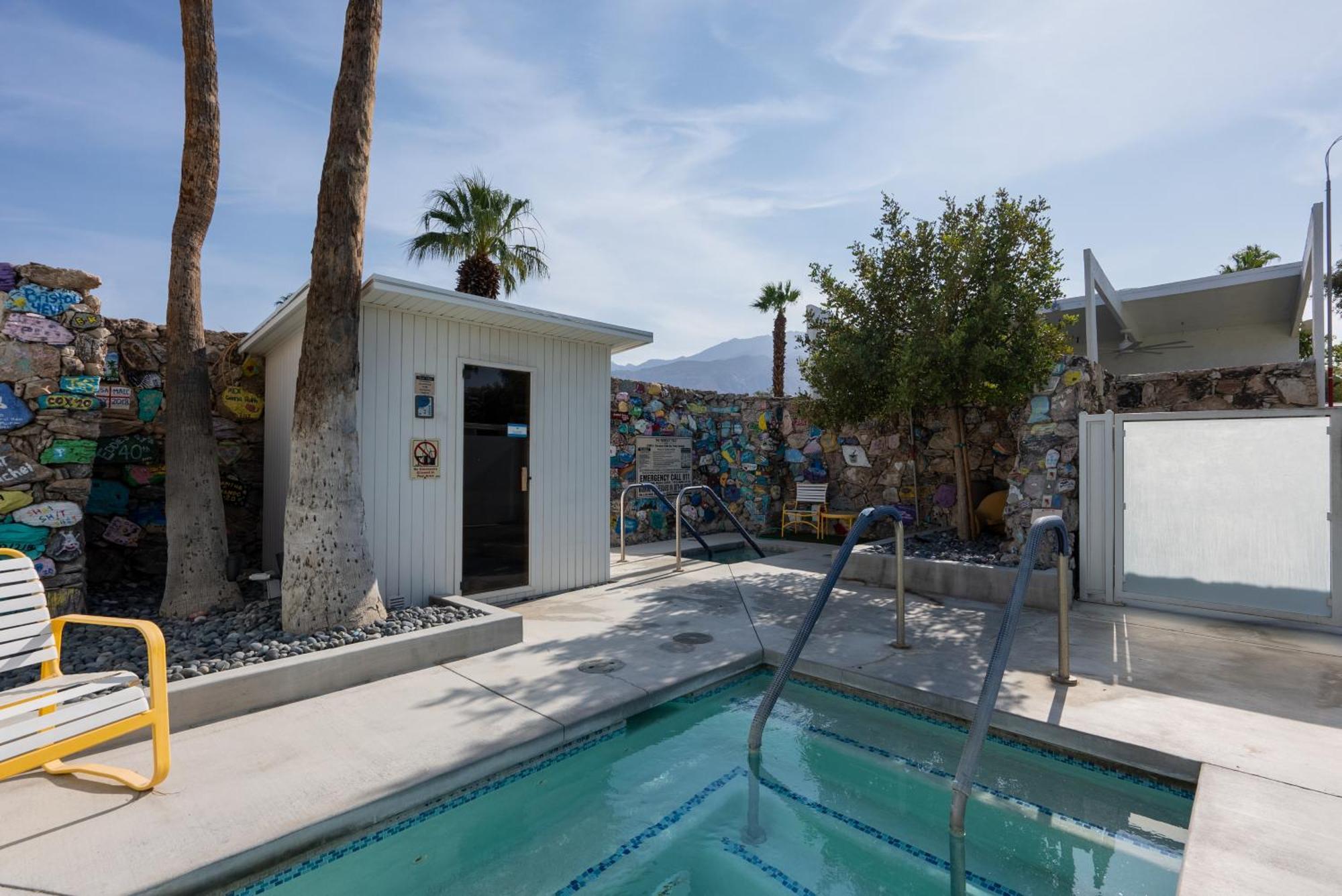 Monkey Tree Hotel By Avantstay Stylish Hotel In Palm Springs W Pool Dış mekan fotoğraf