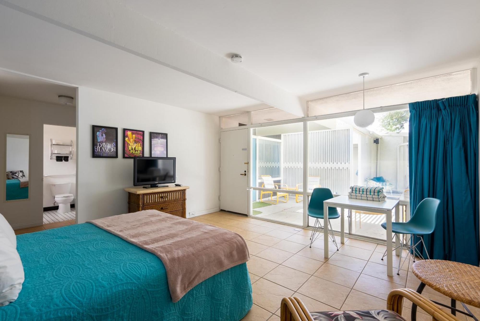 Monkey Tree Hotel By Avantstay Stylish Hotel In Palm Springs W Pool Dış mekan fotoğraf