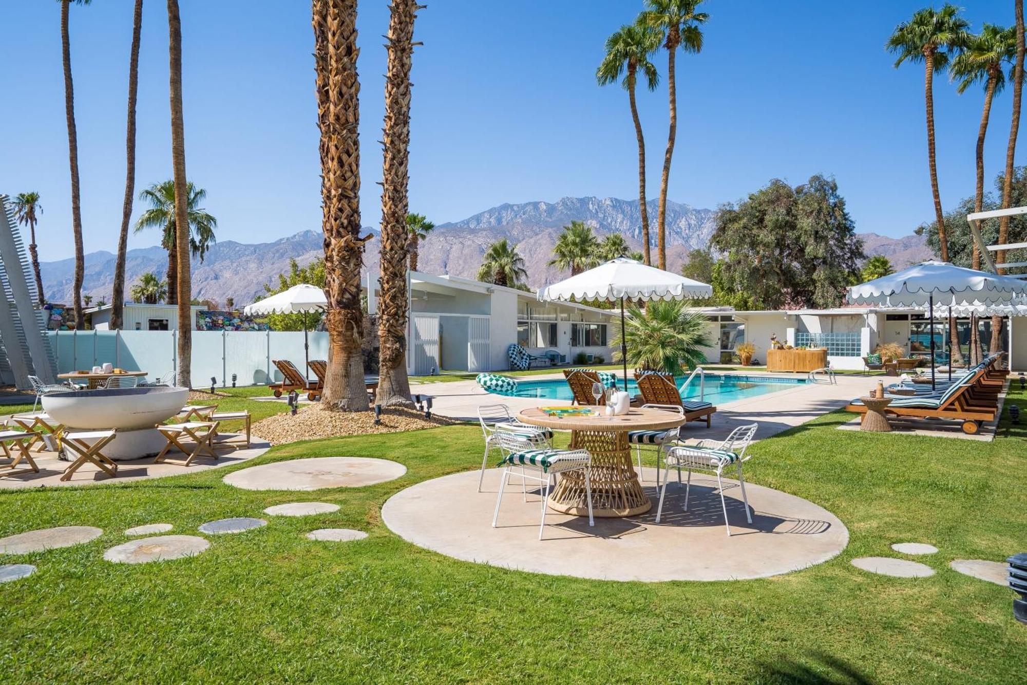 Monkey Tree Hotel By Avantstay Stylish Hotel In Palm Springs W Pool Dış mekan fotoğraf